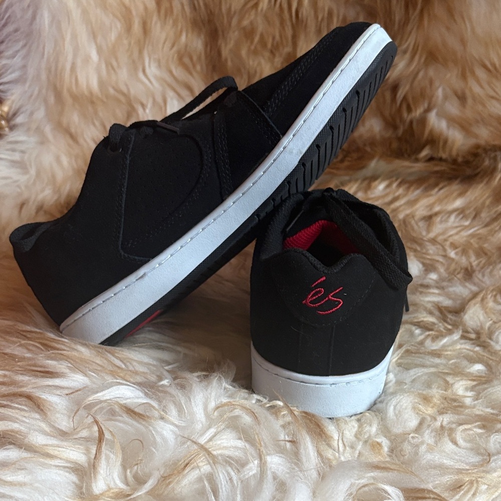 Etnies Black and Red Men's Shoes